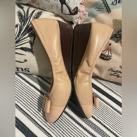 Cole Haan Emory Nude Bow Wedge Pump Size 7.5 Worn Condition - Picture 4 of 9